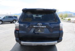 2018 Toyota 4Runner - Image 11