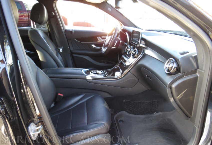 2018 Mercedes-Benz GLC - Image 21