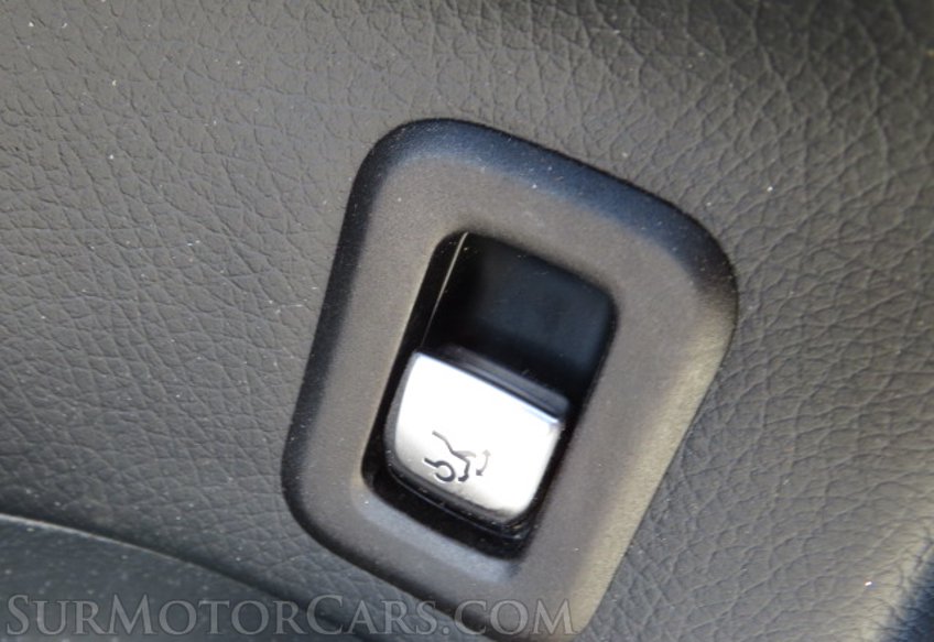 2018 Mercedes-Benz GLC - Image 46