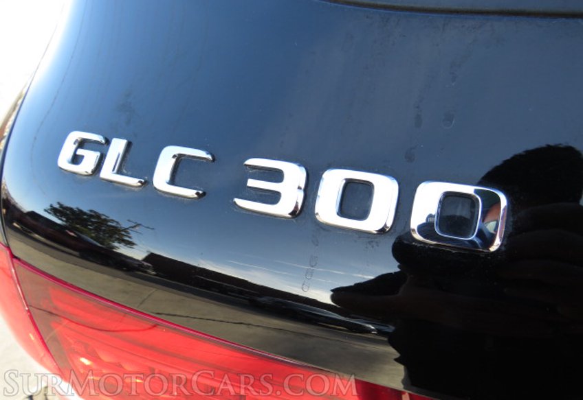 2018 Mercedes-Benz GLC - Image 18