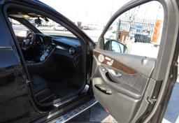 2018 Mercedes-Benz GLC - Image 20