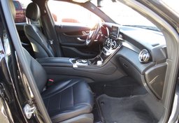 2018 Mercedes-Benz GLC - Image 21