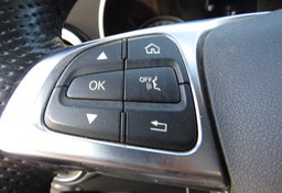 2018 Mercedes-Benz GLC - Image 40