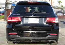 2018 Mercedes-Benz GLC - Image 12
