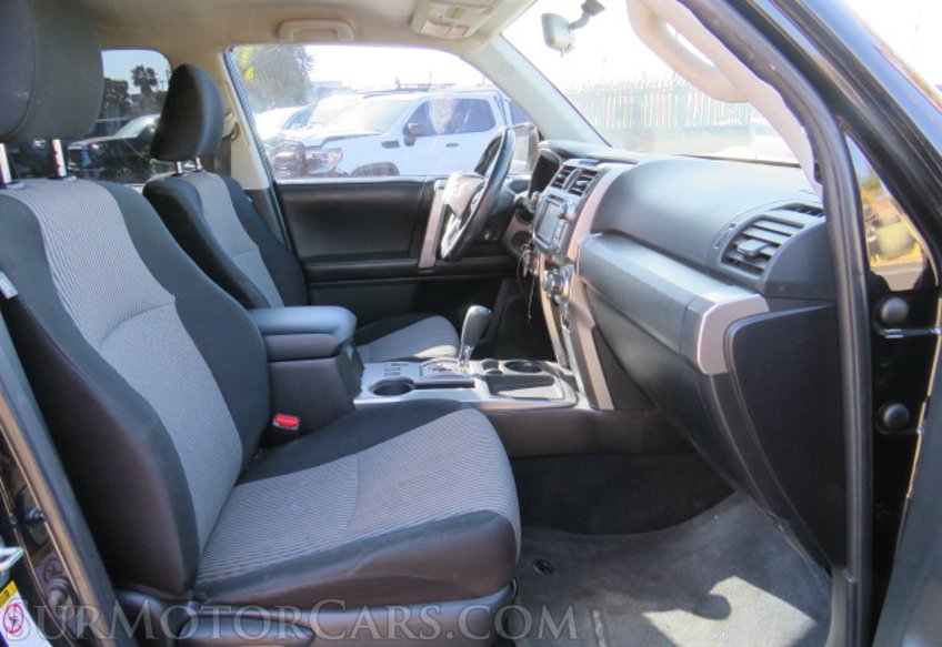 2015 Toyota 4Runner - Image 25