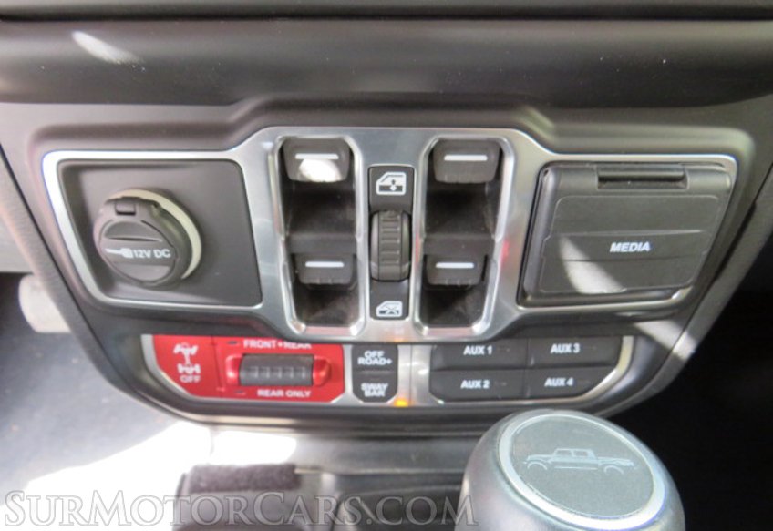 2020 Jeep Gladiator - Image 41