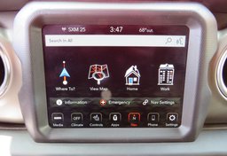 2020 Jeep Gladiator - Image 37