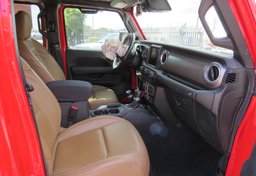 2020 Jeep Gladiator - Image 25