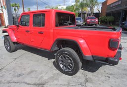 2020 Jeep Gladiator - Image 5