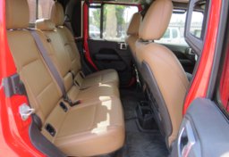 2020 Jeep Gladiator - Image 31