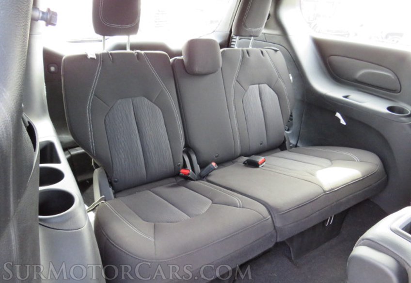 2020 Chrysler Pacifica - Image 32
