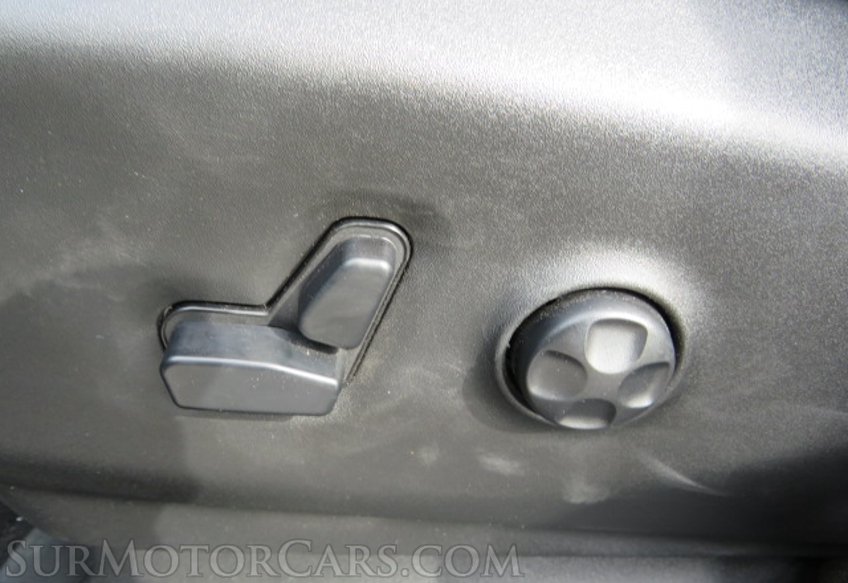 2020 Chrysler Pacifica - Image 41