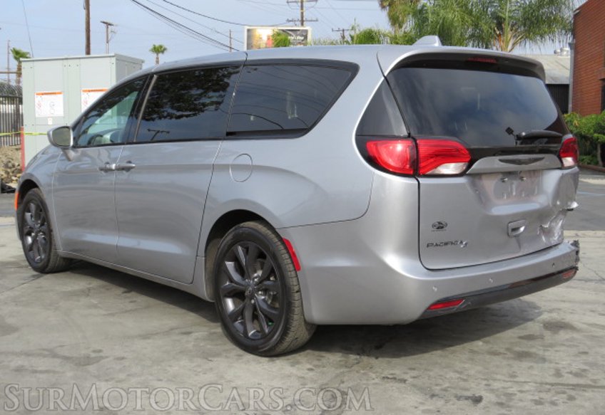 2020 Chrysler Pacifica - Image 7