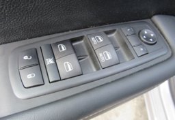 2020 Chrysler Pacifica - Image 42