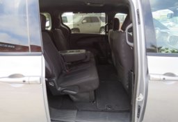 2020 Chrysler Pacifica - Image 22