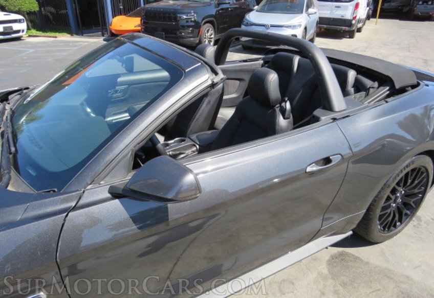 2019 Ford Mustang - Image 11