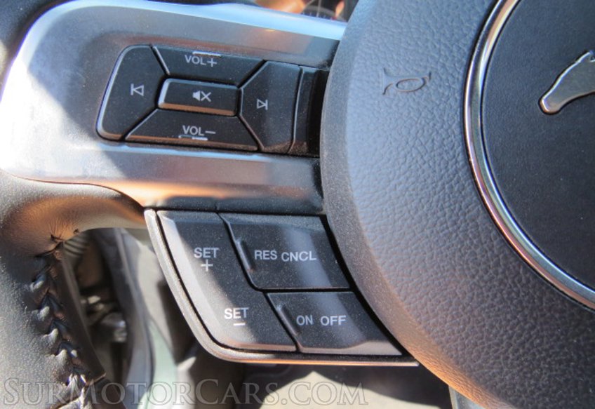 2019 Ford Mustang - Image 38