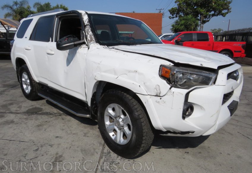 2016 Toyota 4Runner - Image 4