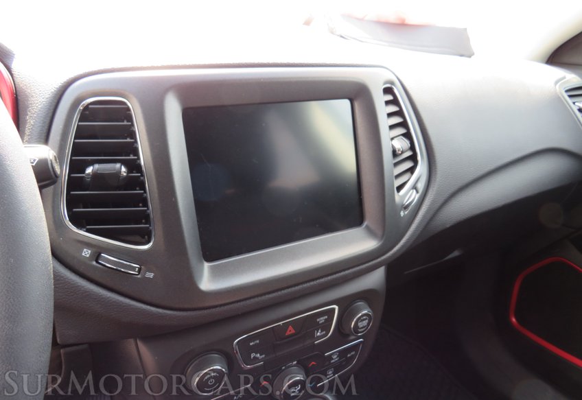 2021 Jeep Compass - Image 38