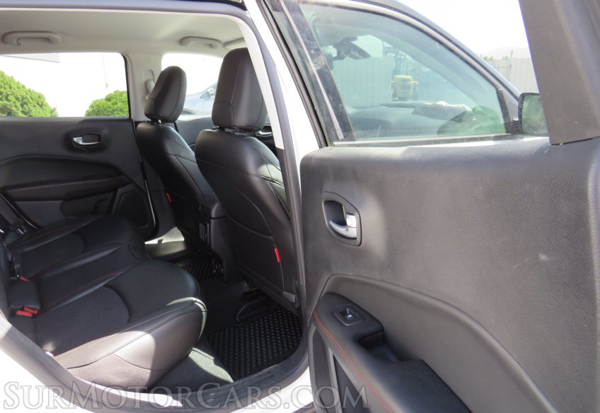 2021 Jeep Compass - Image 30