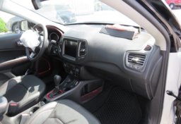 2021 Jeep Compass - Image 25