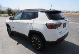 2021 Jeep Compass - Image 6