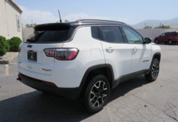 2021 Jeep Compass - Image 7
