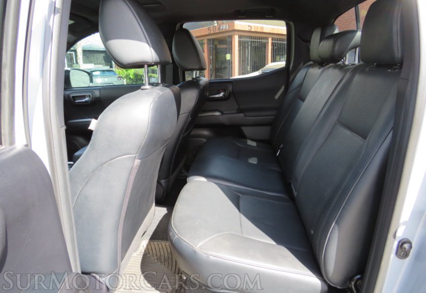 2019 Toyota Tacoma 4WD - Image 20