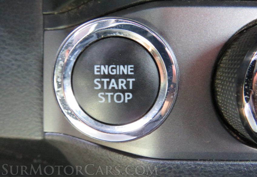2019 Toyota Tacoma 4WD - Image 34