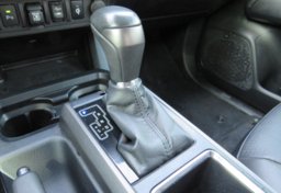 2019 Toyota Tacoma 4WD - Image 31