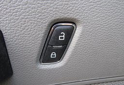 2021 Ford Super Duty F-250 SRW - Image 43