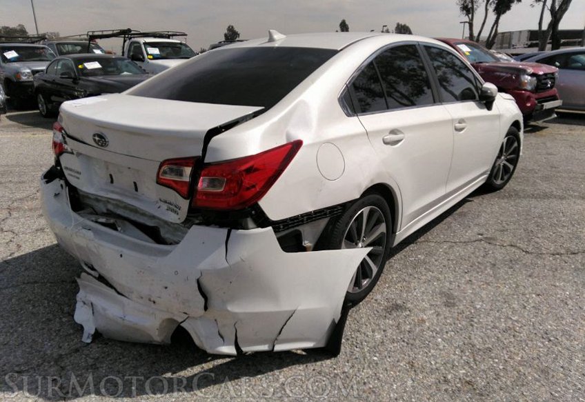 2017 Subaru Legacy - Image 4