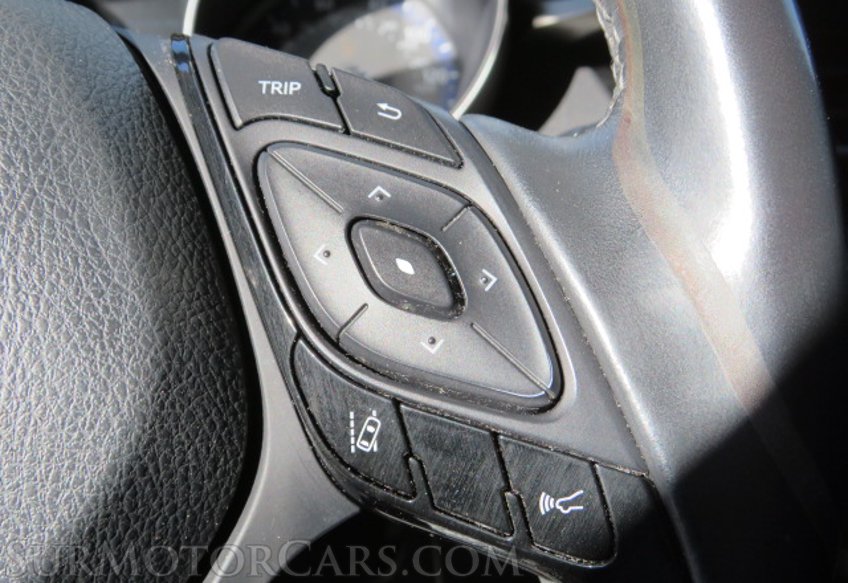 2019 Toyota C-HR - Image 34