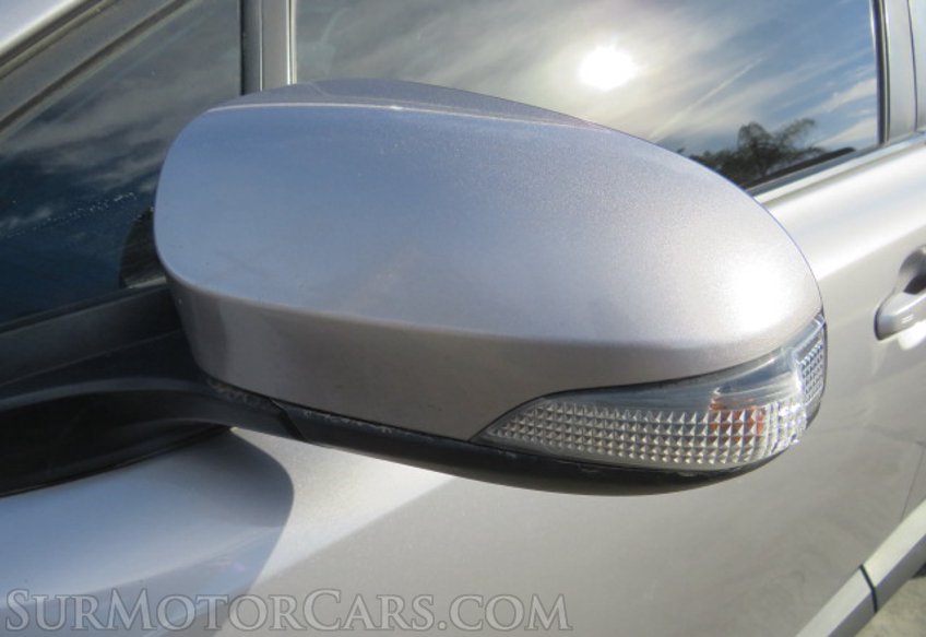 2019 Toyota C-HR - Image 16