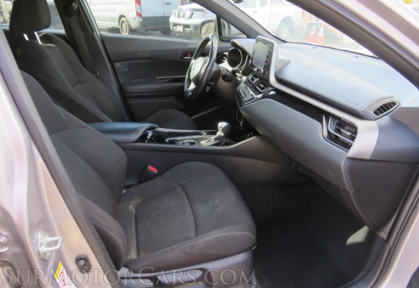 2019 Toyota C-HR - Image 25