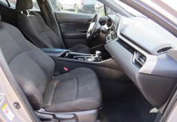 2019 Toyota C-HR - Image 28