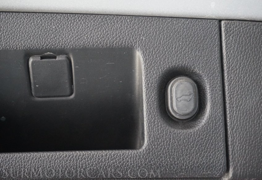 2020 Chevrolet Tahoe - Image 45