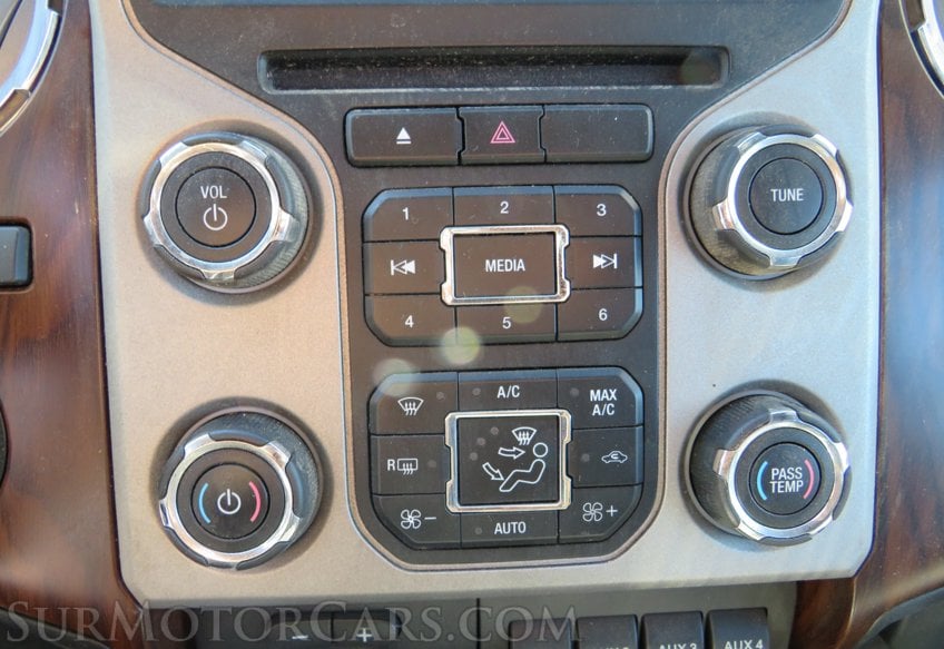 2016 Ford Super Duty F-350 SRW - Image 40