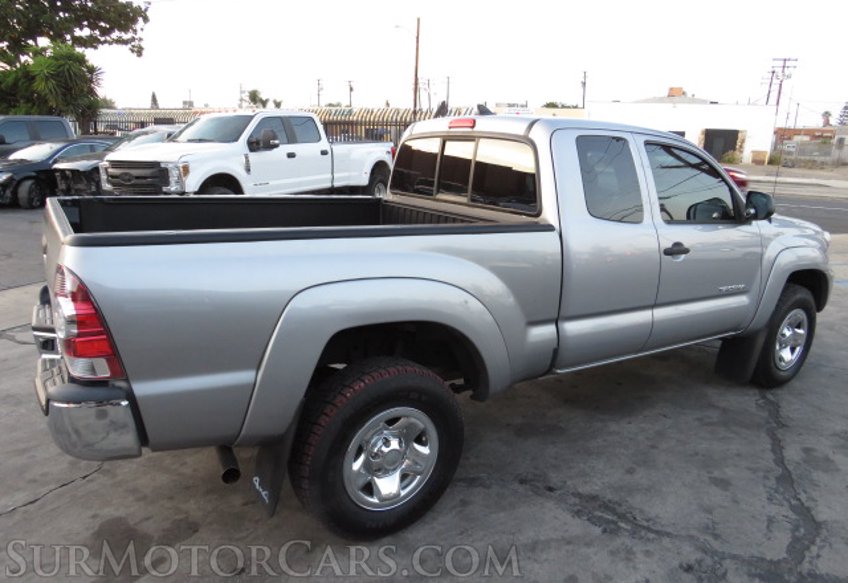 2014 Toyota Tacoma - Image 5