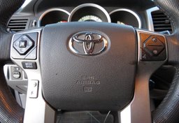 2014 Toyota Tacoma - Image 32