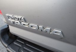 2014 Toyota Tacoma - Image 20