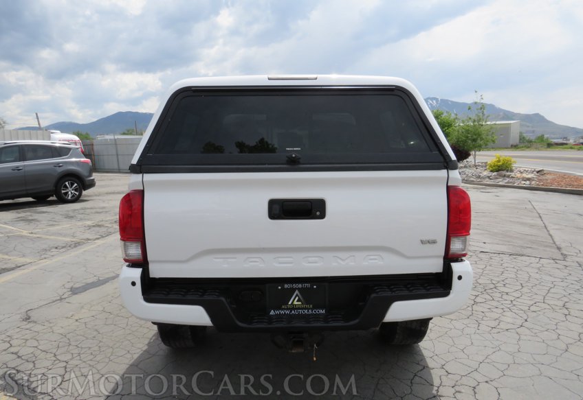 2017 Toyota Tacoma - Image 11