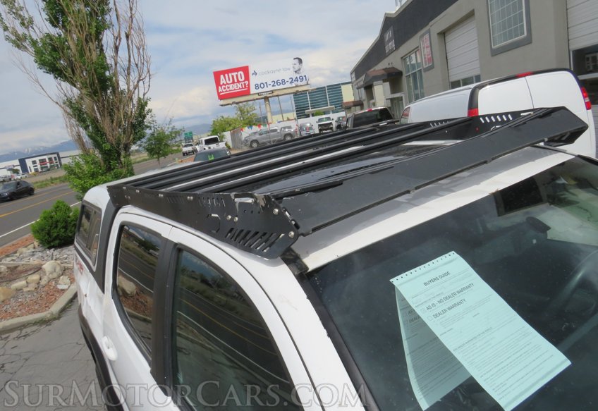 2017 Toyota Tacoma - Image 17