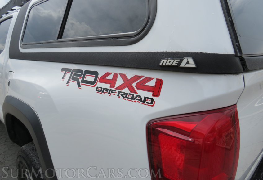 2017 Toyota Tacoma - Image 23