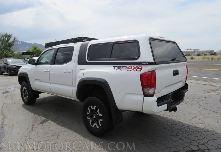 2017 Toyota Tacoma - Image 7