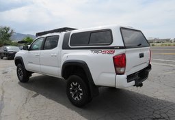 2017 Toyota Tacoma - Image 5