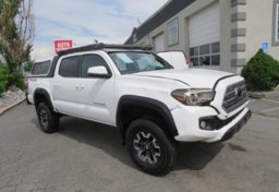 2017 Toyota Tacoma - Image 4