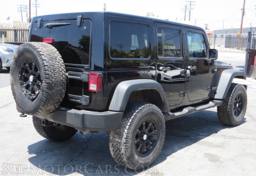 2013 Jeep Wrangler Unlimited - Image 7