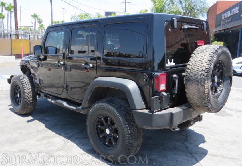 2013 Jeep Wrangler Unlimited - Image 6