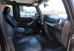 2013 Jeep Wrangler Unlimited - Image 19